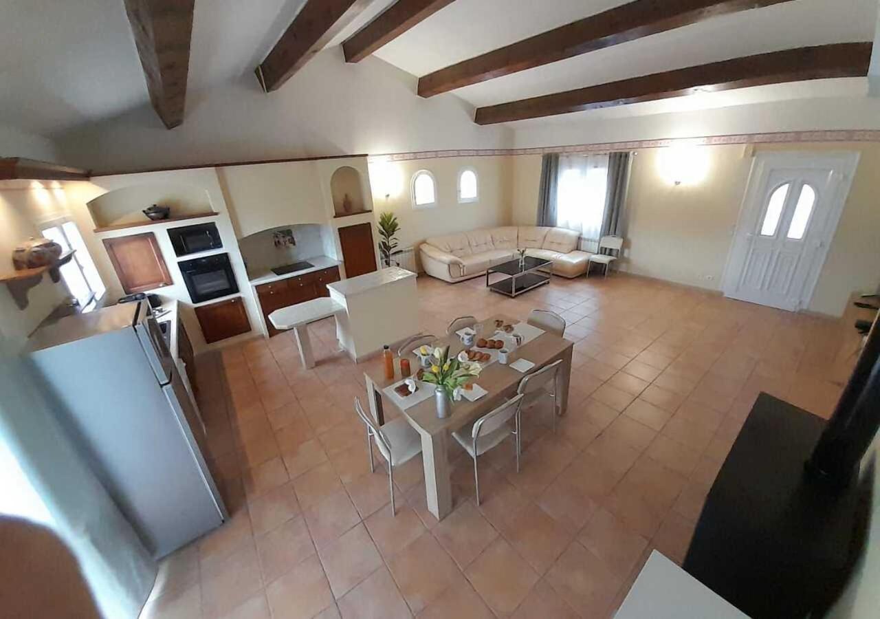 Villa Avec Plage A Pied Et Grande Piscine سانت ماري لا مير المظهر الخارجي الصورة